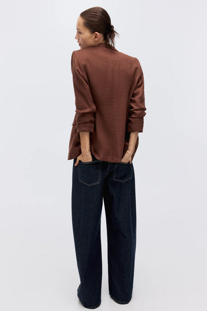Gathered-sleeve blazer