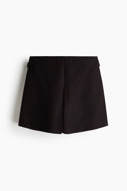 Buckle-detail skort